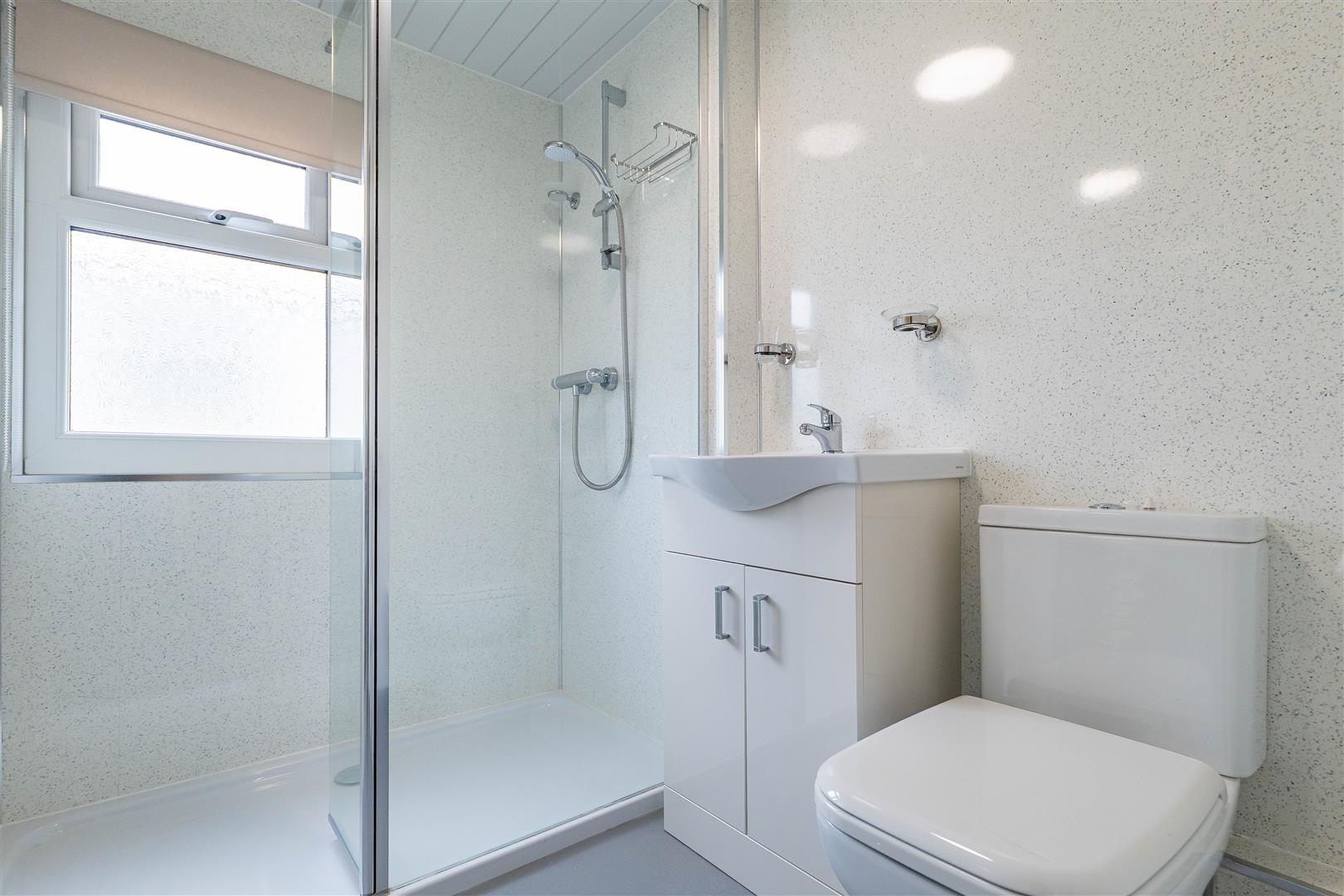 2 bed property in Birch Avenue Cuerden Residential Park, Leyland